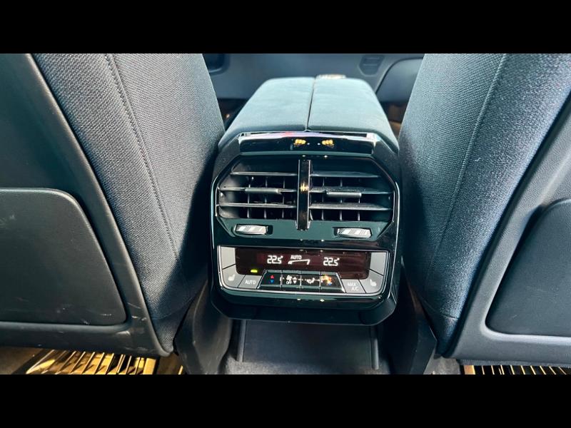 iX xDrive50