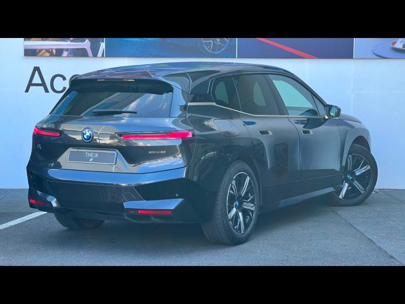iX xDrive50