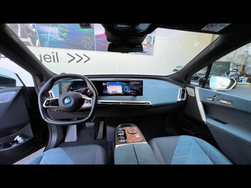 iX xDrive50
