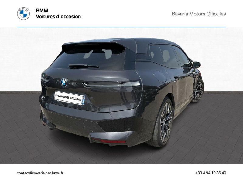 iX xDrive40