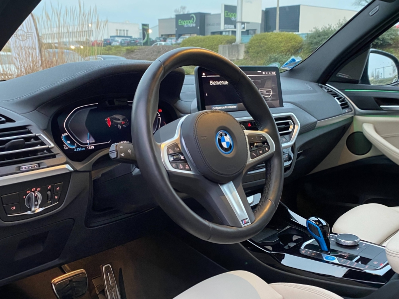 iX3 M Sport