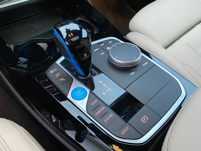 iX3 M Sport