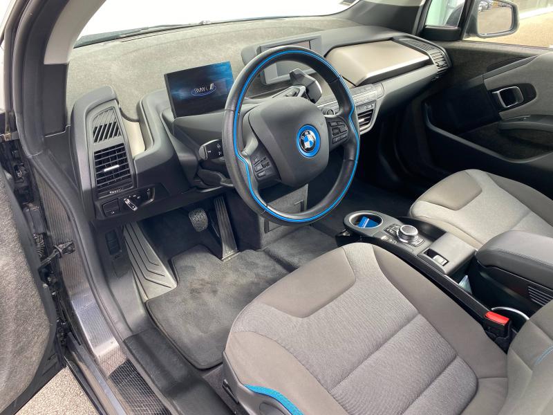 i3