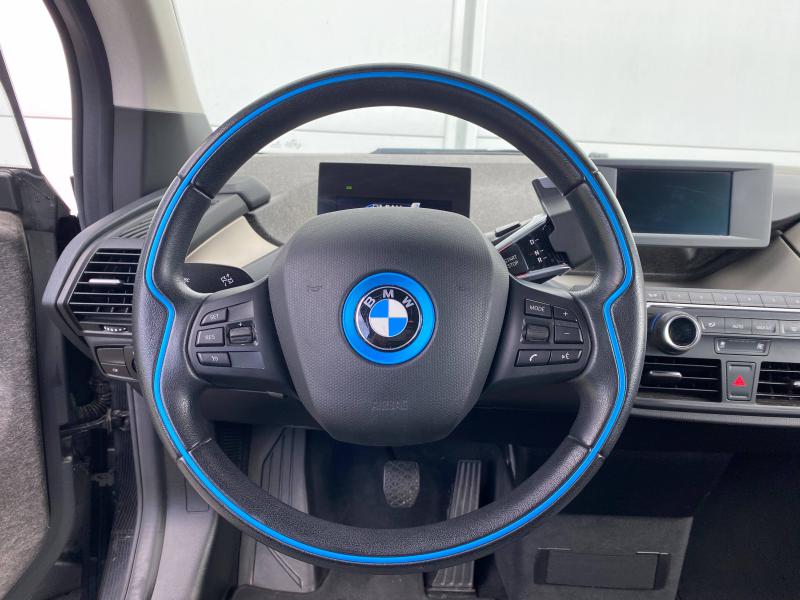 i3