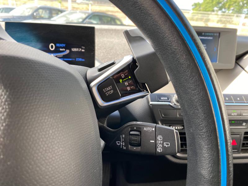 i3
