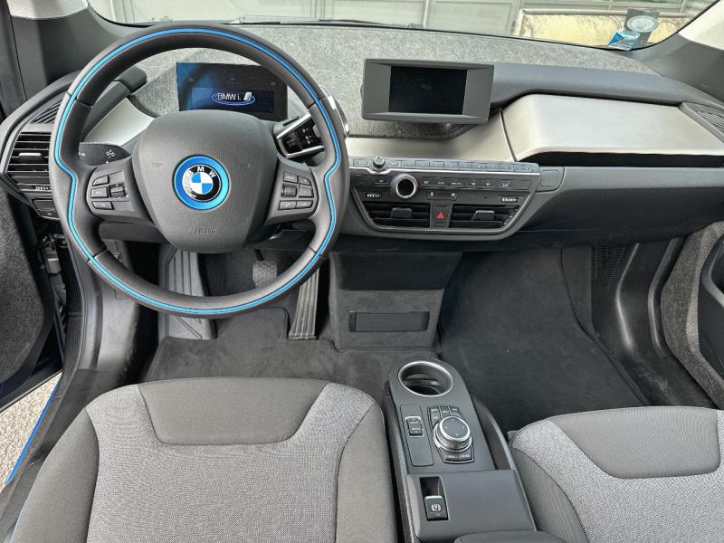 i3
