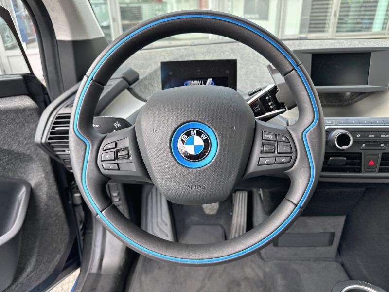 i3