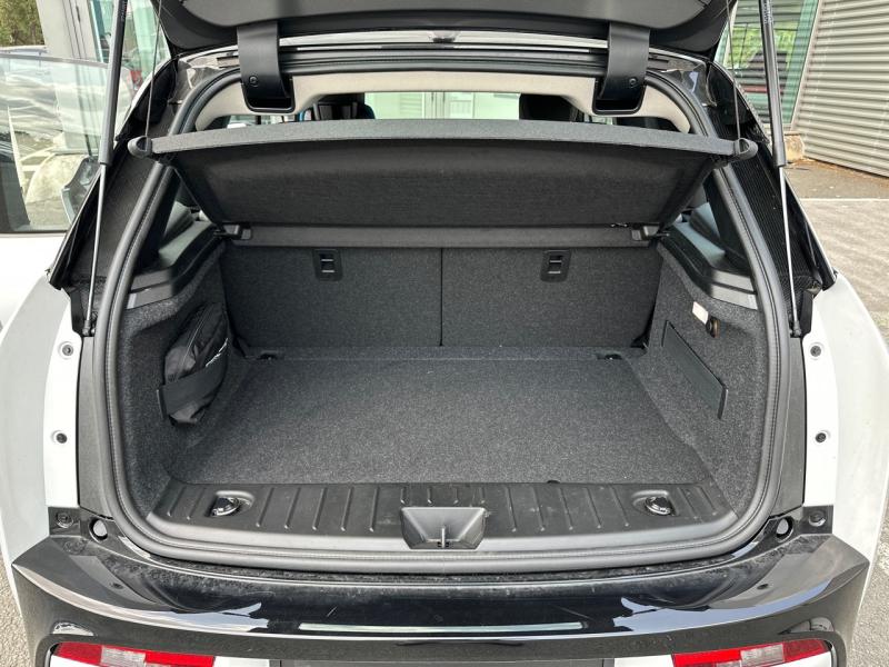 i3