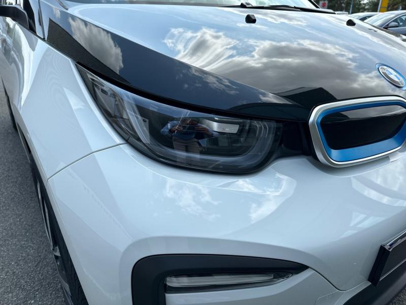 i3
