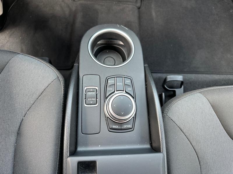 i3