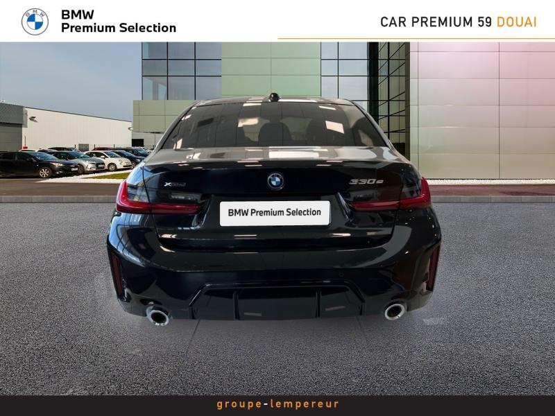 330e xDrive Limousine