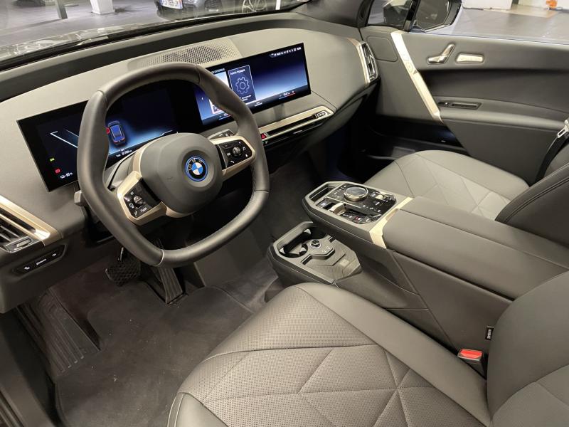 iX xDrive50