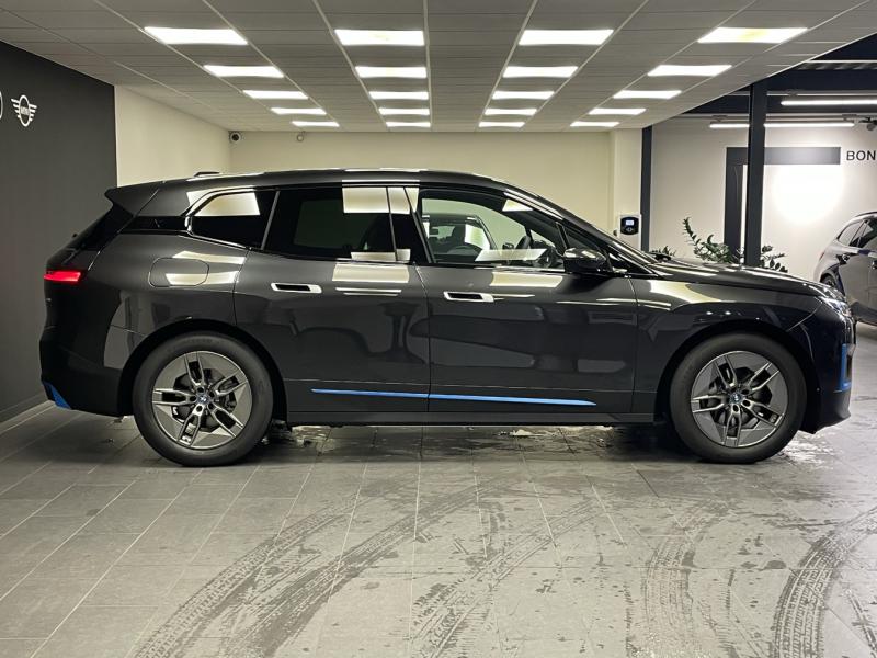 iX xDrive50