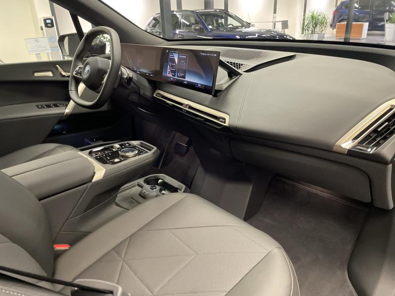 iX xDrive50