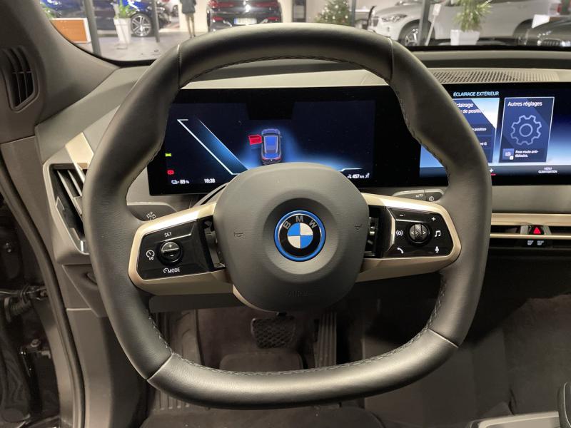 iX xDrive50